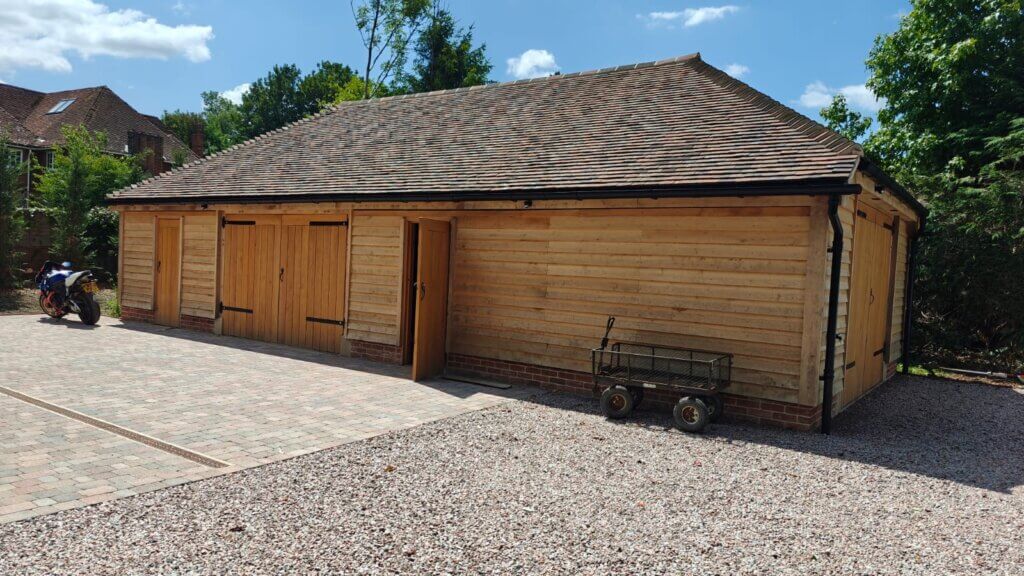 oak frame garage and outbuildings kent
